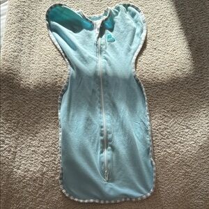 Love to dream - 1tog newborn 
Blue Baby Swaddle with Zipper